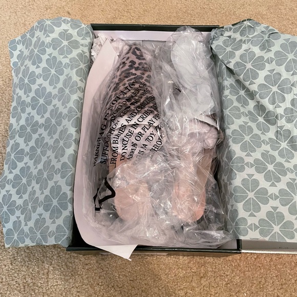 Kate Spade shoes New in box - Picture 4 of 5